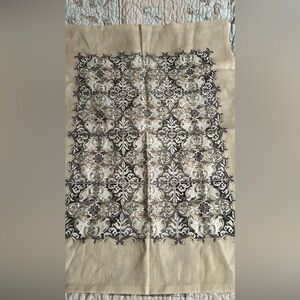 New, never used Jim Thompson 100% linen tea towel, made in Thailand